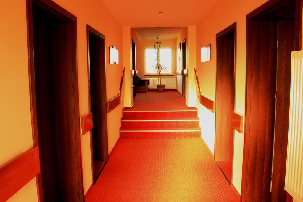 Hotel Kuznia Oberza Polska Lysomice Exterior photo